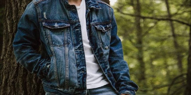 5 Cara Mencuci Jaket Jeans dengan Benar